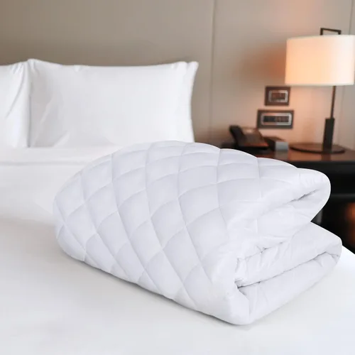 Vista 2 de Utopia Bedding - Protector de colchón acolchado ajustable, protector de colchón matrimonial con bolsillo profundo que se estira hasta 16 pulgadas