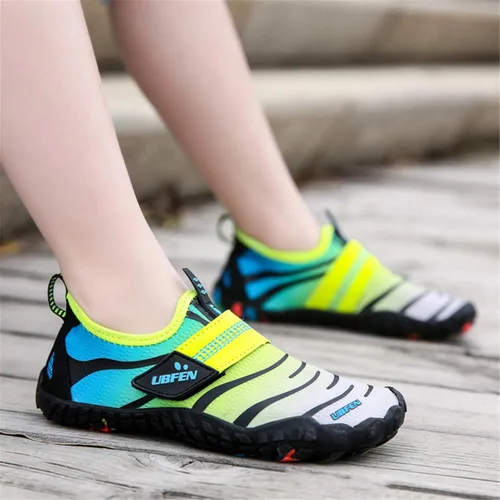 Vista 4 de UBFEN - Zapatos para el agua para niños y niñas, zapatos acuáticos y livianos de secado rápido para ir a la playa, practicar deportes, hacer