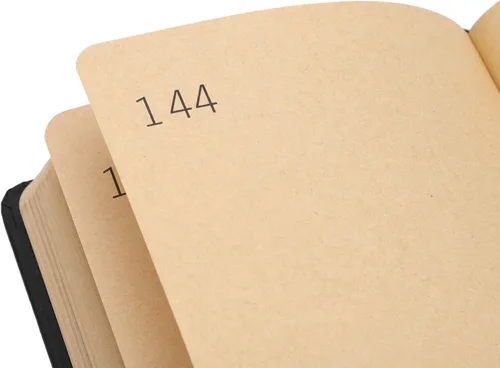 Vista 3 de 365 Day A5 Kraft Paper Hardcover Journals Notebook with Lock 1-Year Journal A Page A Day Daily Diary Scrapbook Numbered Blank Page Sketchbook