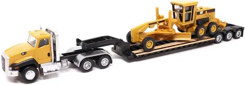 Vista 9 de Diecast Masters 1/87 Caterpillar CT660 Cabina Diurna con Remolque Lowboy y Excavadora Hidráulica 315C L 84415