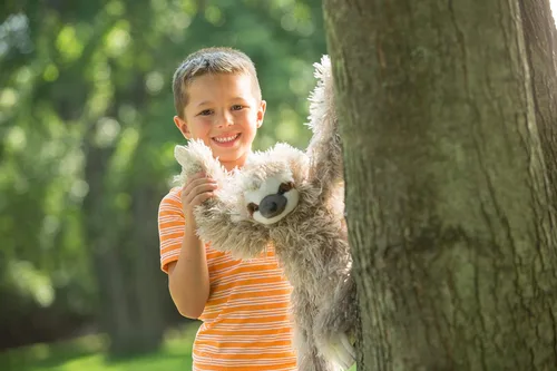 Vista 6 de Wild Republic cuddlekin Three Toed Sloth 12" Plush Cuddlekins