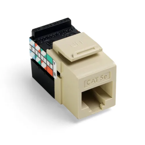 Vista 12 de Leviton Adaptador QuickPort de 8 cables Cat 5e, enchufe Jack, paquete de 10, 5G108-AW5, blanco