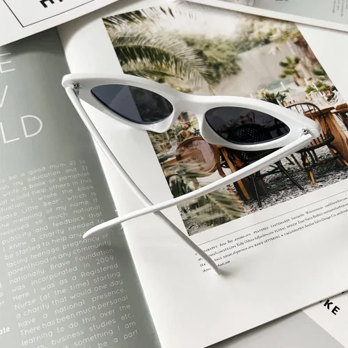 Vista 7 de OZPYKAE Gafas de sol para mujer, estilo vintage, montura de plástico, estilo retro, estilo de ojo de gato