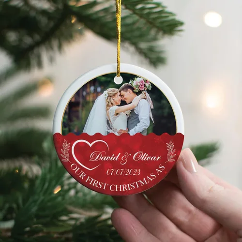 Vista 4 de Adorno personalizado de aniversario de boda, foto personalizada con nombre y fecha, adorno de aniversario de boda Navidad 2023, regalos de Navidad