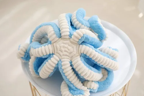 Vista 3 de Muñeca de Peluche de Pulpo de Dibujos Animados Linda, Juguetes Regalo, Juguetes de Peluche de Mar para Niños y Amantes, Decoración del Hogar