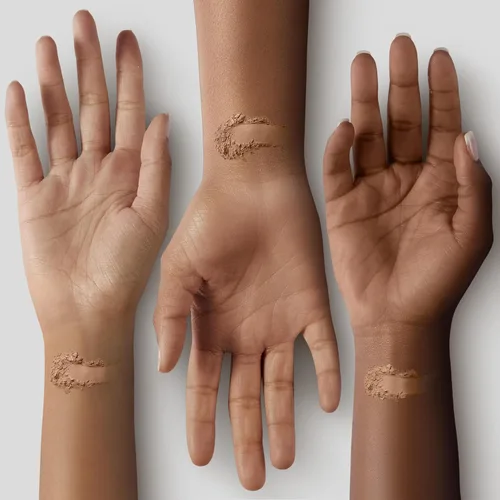 Vista 3 de L'Oréal Paris True Match - Maquillaje de base mineral en polvo suelto, color sable suave, 0.35 onzas Negro suave