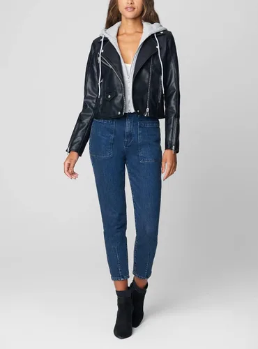 Vista 4 de BLANKNYC Chaqueta de cuero vegano para mujer con capucha extraíble, abrigo cómodo y elegante