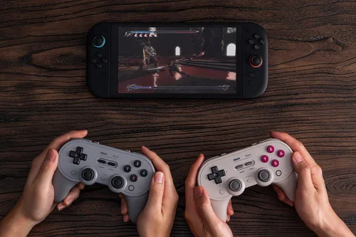 Vista 6 de 8BitDo Pro 3 Bluetooth Controller for SwitchSwitch 2 TMR Joysticks, Swappable ABXY Buttons, Pro Back Buttons, Charging Dock, Hall Effect Triggers