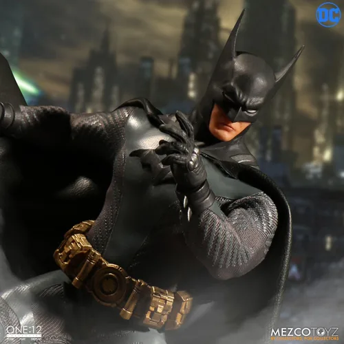 Vista 4 de Mezco Toys One:12 Collective: DC Ascending Knight Batman Figura de acción