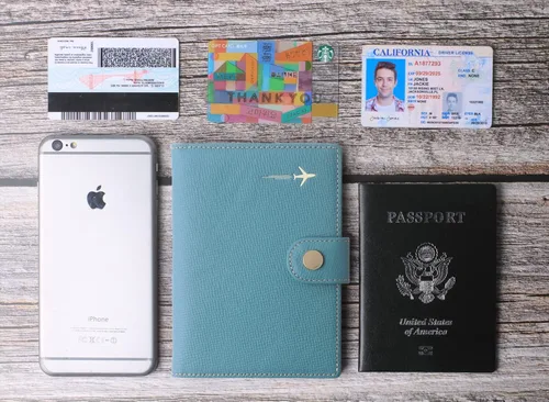 Vista 7 de Portapasaportes de cuero auténtico para pasaporte, con bloqueo Rfid - con compartimento para documentos de identificación
