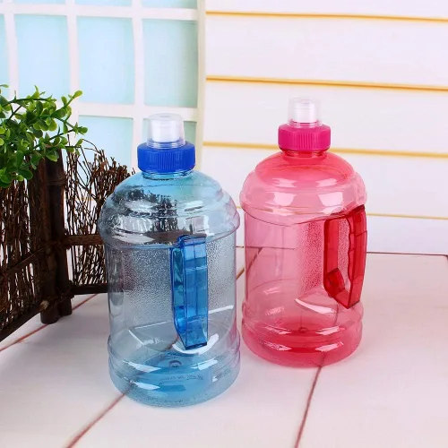 Vista 2 de Akozon Botella de agua de 1 litro, jarra de agua de 1 litro, botella de agua con flecha H20, botella grande sin BPA, tapa de plástico con asa