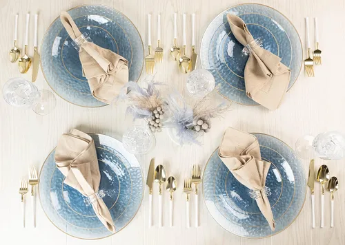 Vista 3 de PLASTICPRO Paquete de 30 platos de plástico martillado, platos de plástico desechables pesados, elegantes platos de fiesta transparentes martillados