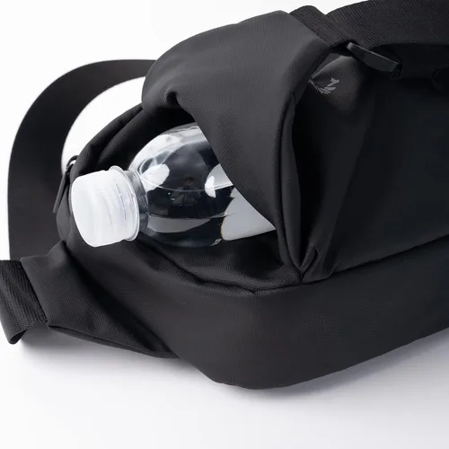 Vista 5 de Bolso bandolera expandible unisex resistente al agua, mochila de hombro para el pecho, mochila casual para viajes al aire libre, Negro -, Casual
