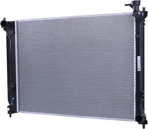 Vista 16 de Radiador para Chevy Express 1500/2500/Express 3500/Express/Pasajeros 04-14*