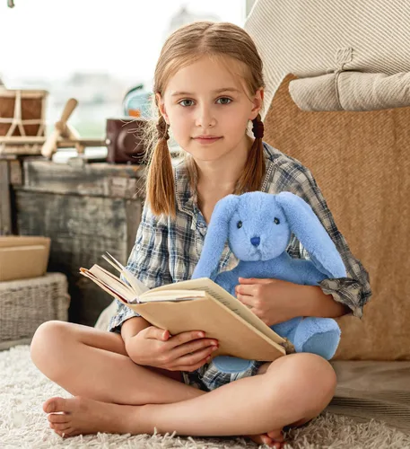 Vista 7 de DolliBu Peluche de conejo azul bebé, animal de peluche súper suave, adorable juguete realista de conejo para niños y niñas, bonito conejo de peluche