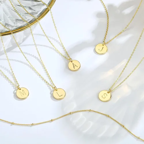Vista 6 de M MOOHAM Collares de oro para mujer a la moda, collar con colgante personalizado, cadena de satélite delicada Collar chapado en oro de 16 quilates