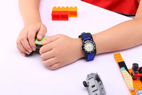 Vista 5 de Jewtme Niños Niños Correa de Nylon Luminoso Relojes Deportes al aire libre Analógico Display Reloj para niños niñas