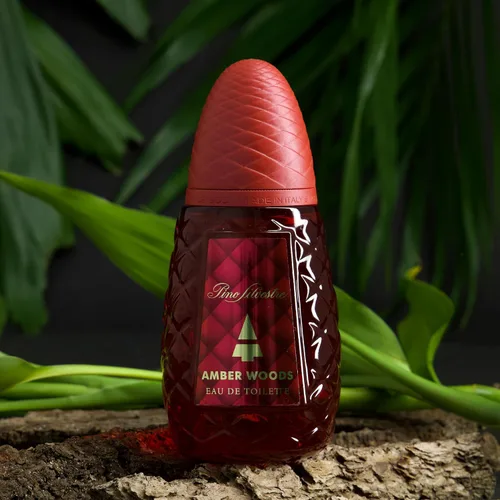 Vista 7 de Amber Woods por Pino Silvestre - Perfume para hombres - Aromático, amaderado y picante - Mezclado con limón, lavanda, pachulí y sándalo