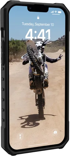 Vista 4 de URBAN ARMOR GEAR UAG - Funda protectora diseñada para iPhone 14 Plus, color negro, de 6.7 pulgadas, Pathfinder con imán integrado, compatible
