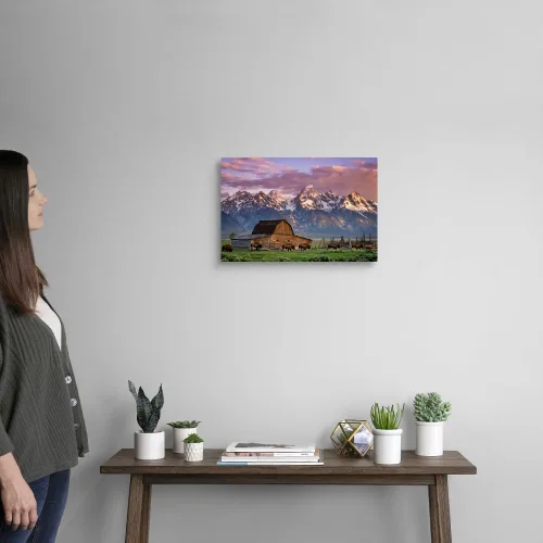 Vista 2 de Una manada de búfalo caminando delante del lienzo - Impresión artística para pared, diseño de granero