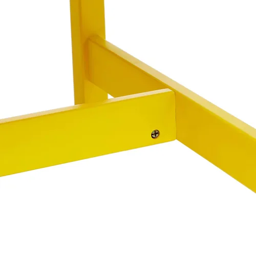 Vista 5 de Juego de mesa y banco para niños de Amazon Basics para interiores, color natural.