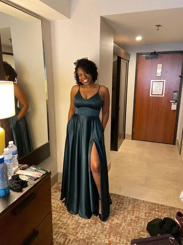 Vista 6 de Vestidos largos de satén para mujer con tirantes delgados formales vestidos de fiesta de noche con abertura