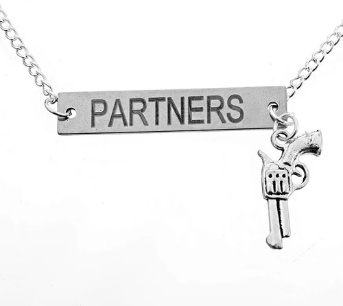 Vista 3 de MJartoria Collares de mejor amigo con grabado en inglés Partners in Crime (socios en el crimen) dividido, para 2, aleación, XHAA1F9AXYXSJ1041