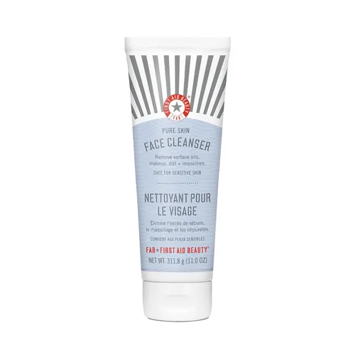 Vista 11 de First Aid Beauty - Limpiador facial Pure Skin, elimina eficazmente el maquillaje, la suciedad y las impurezas, limpiador suave deja la piel suave