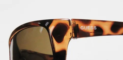 Vista 6 de Guess Mens gu6250Deporte Escudo anteojos de sol