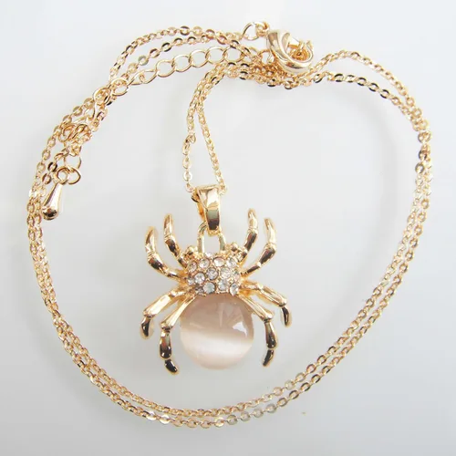 Vista 3 de Navachi Collar con colgante de araña de cristal de ópalo chapado en oro de 18 quilates de 16 pulgadas + 2 pulgadas, Cristal, Ópalo sintético