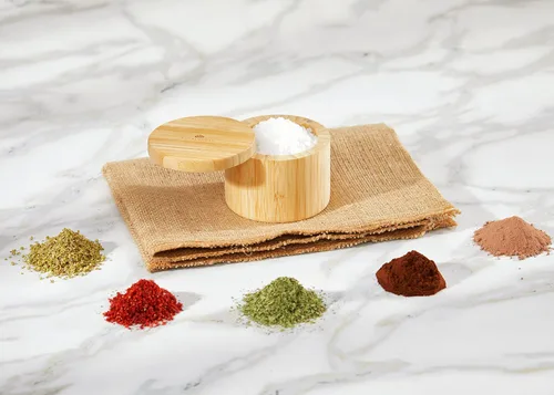 Vista 6 de RoyalHouse Soporte para sal y pimienta de bambú natural con tapa de bambú Bodega de sal con tapa giratoria magnética, caja de almacenamiento sana