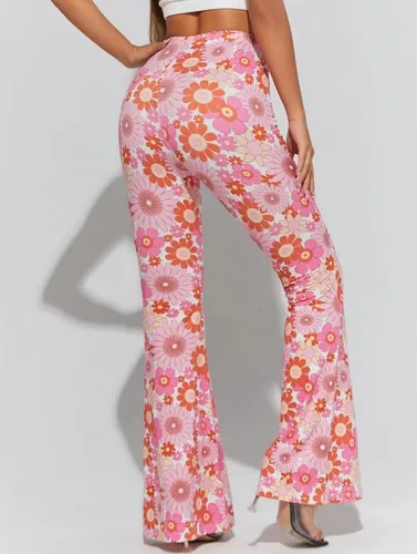 Vista 2 de KUQBMRS Pantalones de yoga elásticos de cintura alta con estampado de flores para mujer, pantalones acampanados de pierna ancha, pantalones