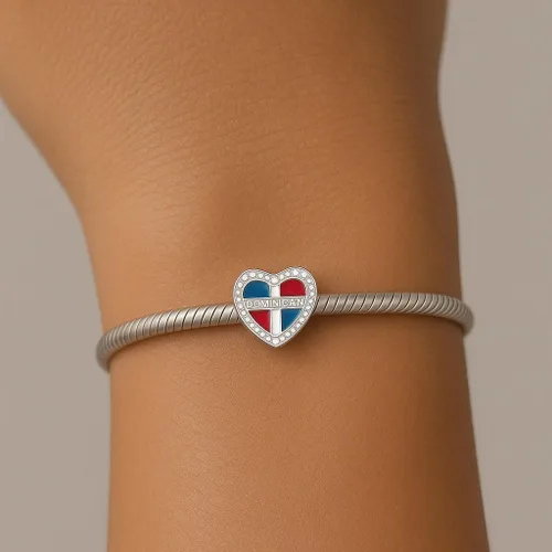 Vista 7 de Mapa del corazón dominicano y dije redondo, dije de regalo de República Dominicana, plata esterlina, regalo para esposa, mujeres, amigos, familia