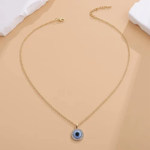 Vista 3 de YienDoo Collar con colgante de cristal de ojo turco con dije de ojo de talismán azul gótico, collar de protección contra el mal de ojo, collar