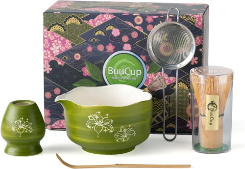 Vista 9 de Buucup Juego de matcha, 5 piezas de aguacate verde matcha con cuenco en forma de corazón con boquilla, batidor de bambú, cuchara, tamiz y soporte
