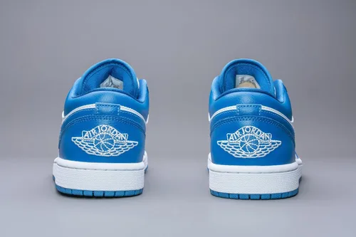 Vista 6 de Nike Air Jordan 1 Low UNC - Tenis de básquetbol para mujer