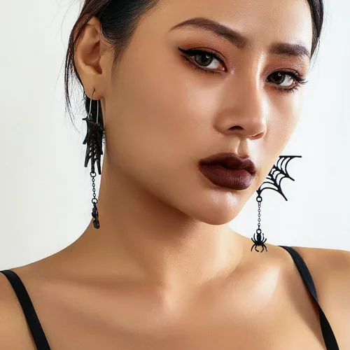 Vista 6 de FMR Aretes de telaraña de Halloween, aretes de araña, aretes colgantes de araña negra, aretes temáticos de Halloween, joyería para mujeres