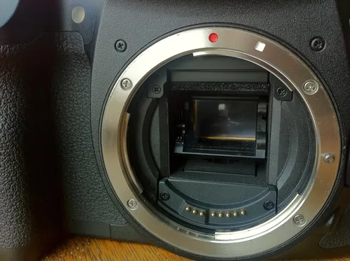Vista 3 de Canon EOS 7D 18 MP CMOS Cámara Digital SLR Cuerpo Sólo (Renovado)