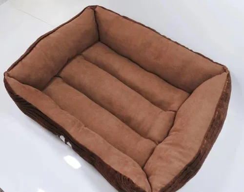 Vista 2 de long rich Happycare Textiles - Cama rectangular reversible para mascotas con estampado de patas de perro, color café nuevo Patrón de pana marrón
