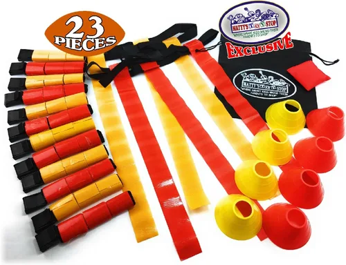 Vista 2 de Matty's Toy Stop Juego de fútbol de lujo con bandera de 14 hombres con 7 cinturones amarillos que se pueden quitar, 7 cinturones rojos que se pueden