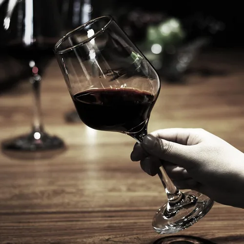 Vista 4 de LUXU Juego de copas de vino de 4,15 onzas líquidas
