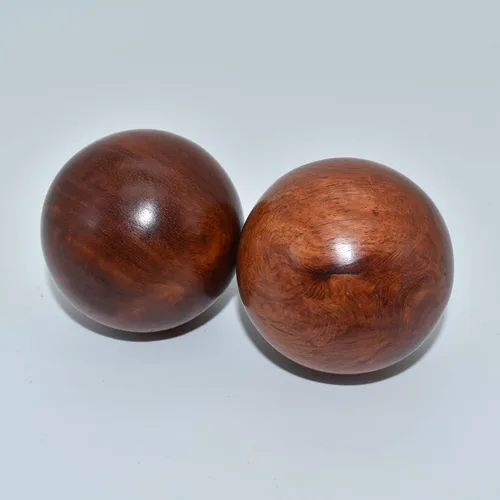 Vista 7 de Bolas de Baoding de 2 pulgadas para ejercicios de salud chinos, bolas de estrés de palisandro