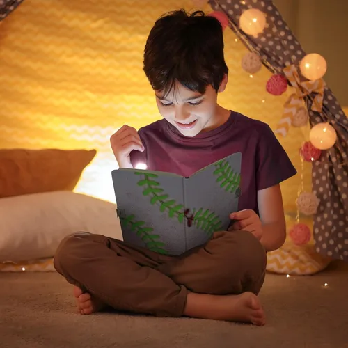 Vista 6 de WERNNSAI Diario luminoso de béisbol para niños, diario secreto con cerradura y llaves, cuaderno de diario para niños, regalo de cumpleaños y Navidad