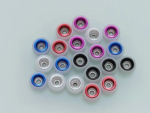 Vista 4 de Ruedas de Fingerboard Leefai Pro - Núcleo de aleación, rodamientos de giro ultra - 7,8 mm x 4,8 mm - Blancas con núcleo de aleación (Azul)