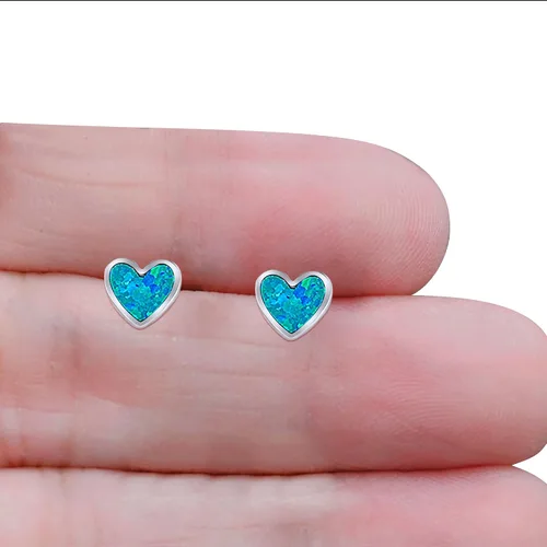 Vista 6 de Aretes de corazón de ópalo creado en plata de ley 925 maciza (0.315 in)