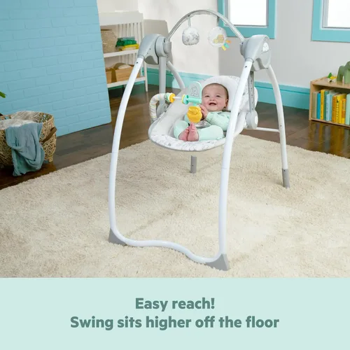 Vista 6 de Bright Starts Disney Baby Winnie The Pooh Milestone Swing, amigos clásicos, diseño plegable con juguetes y melodías, unisex, recién nacido +