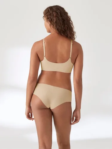 Vista 2 de True & Co Brasier True Body Boost con cuello redondo y tirantes ajustables para mujer