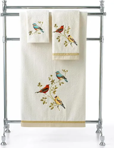 Vista 2 de Avanti Linens, toalla de baño con pájaros dorados