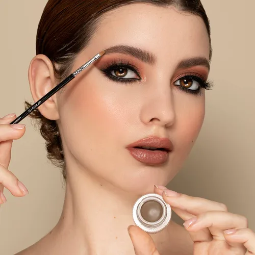 Vista 7 de Sigma Beauty Cepillo E06 Winged Liner™, pincel de maquillaje delineador