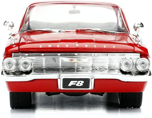 Vista 4 de Jada Toys Fast & Furious 8 - Vehículo de Dom, Chevy Impala, 1:24, moldeado a presión.